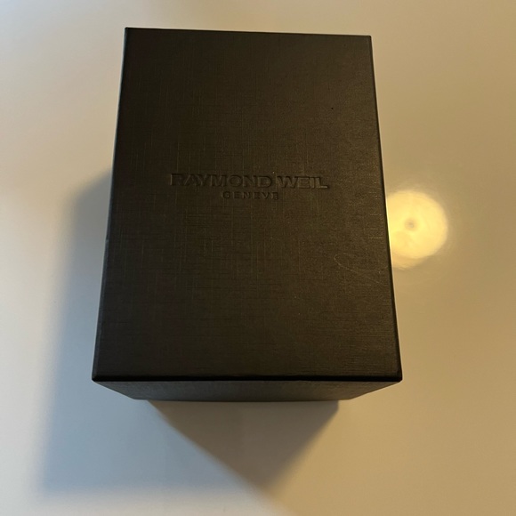Brand new Raymond Weil Sapphire Crystal Automatic Mens Watch made in Switzerland - Picture 3 of 4